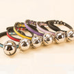 Neues Haustier-Halsband mit Pfotenabdruck, Knochen und Legierungsglocke
