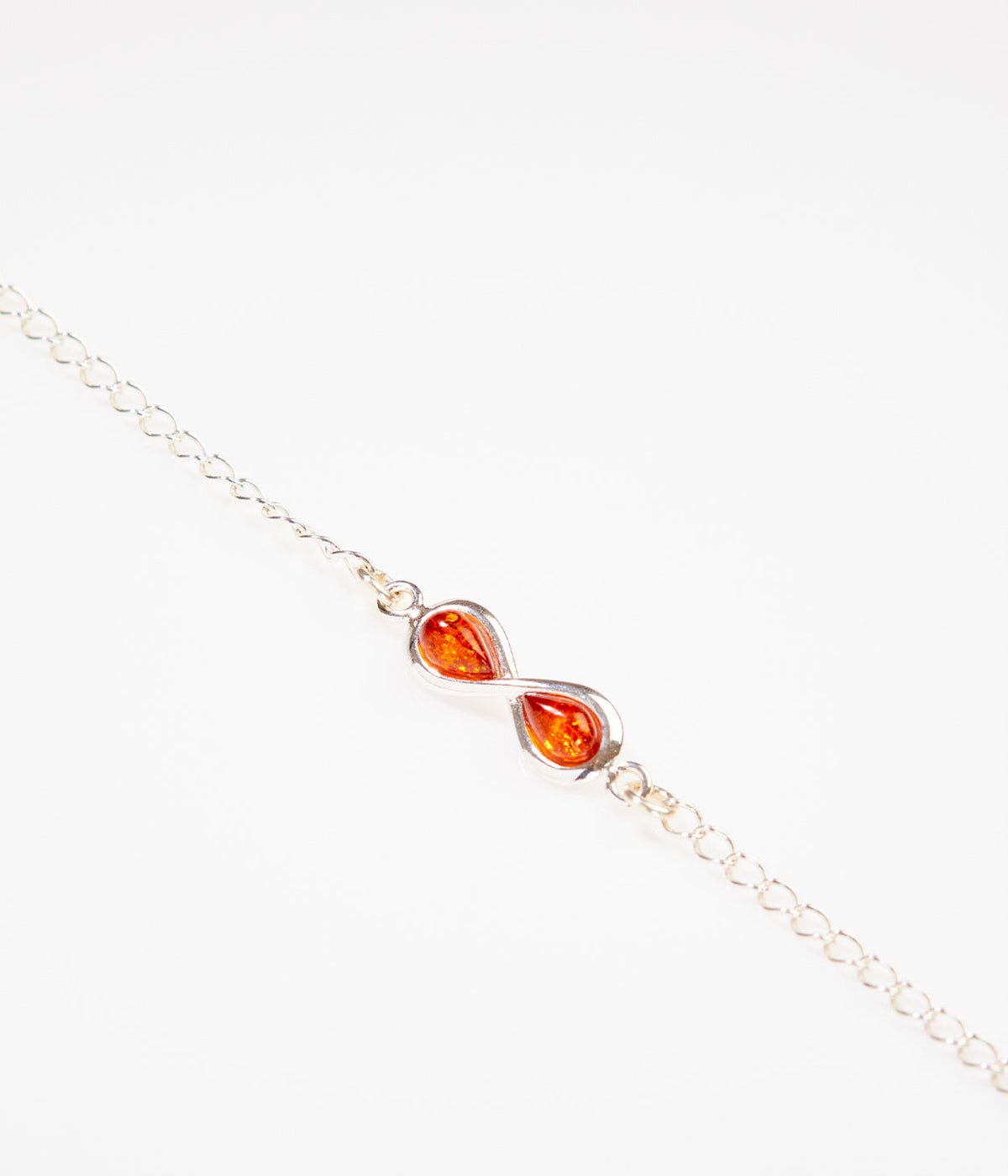 Silbernes Kettenglieder-Armband mit Unendlichkeitszeichen
