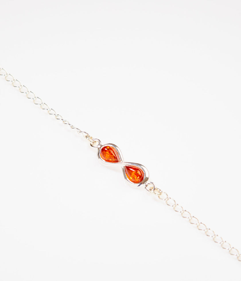 Silbernes Kettenglieder-Armband mit Unendlichkeitszeichen