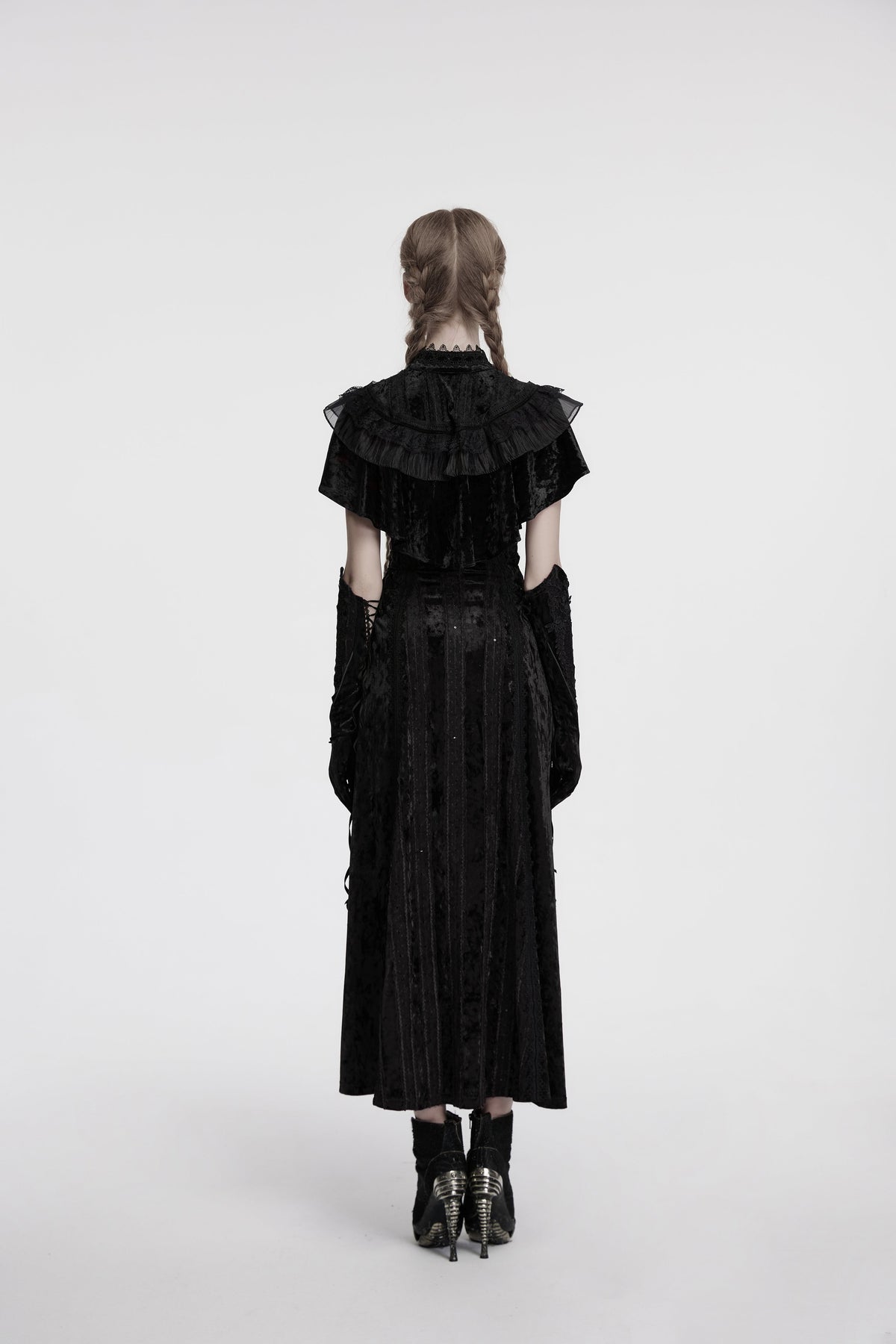 Punk Rave Elysia Velvet Ruffle Goth Shawl in Black