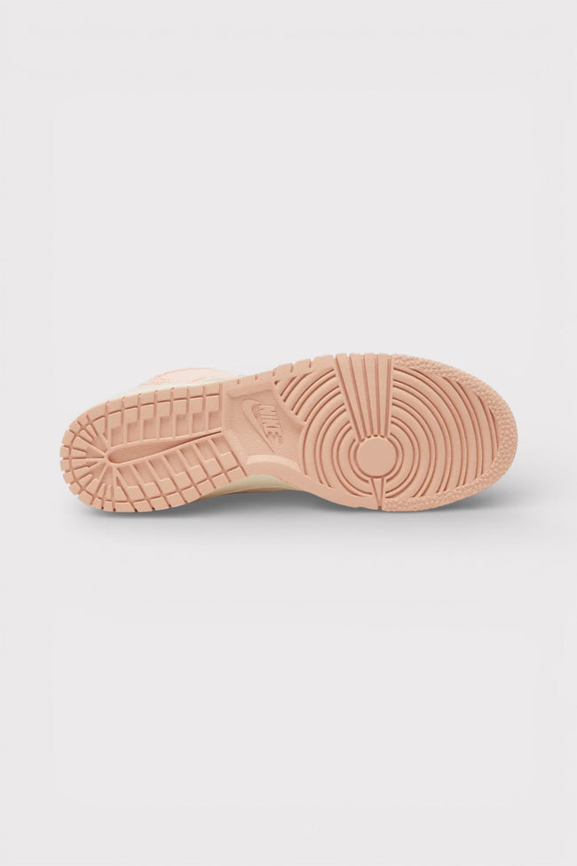 Nike Dunk High 1985 Arctic Orange