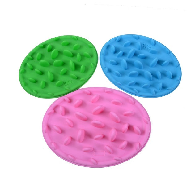 Dog licking plate mold