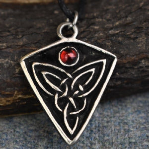 St Ninian's Knot - Red Stone