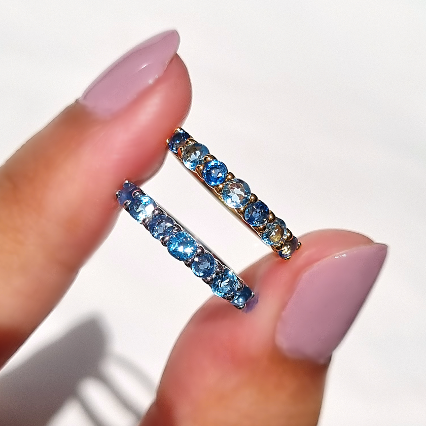 Blauer Saphir & Blauer Topas Halb-Eternity-Band aus Sterlingsilber