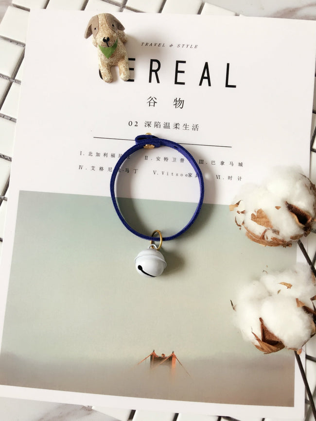 Candy-colored necklace pet bell