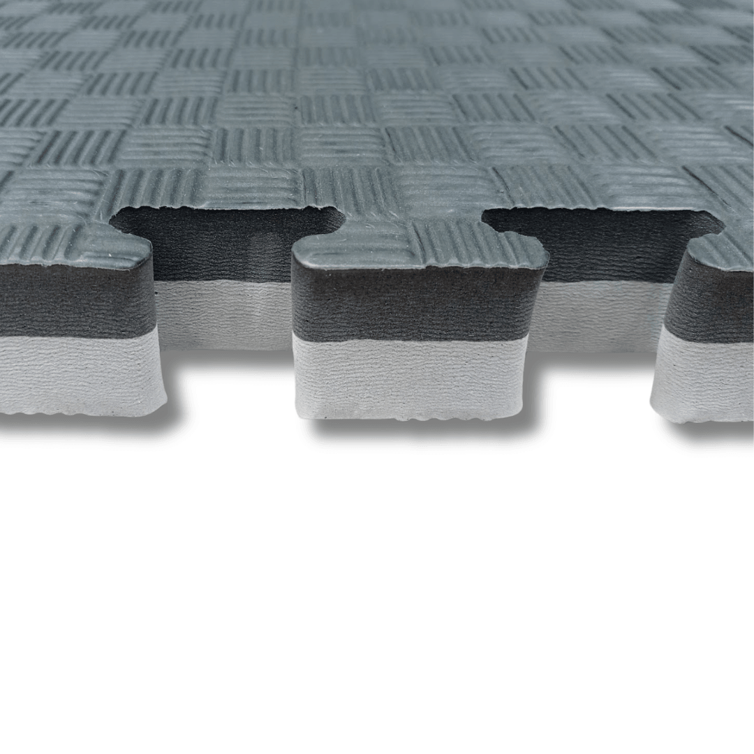 Reversible MMA Interlocking Mats
