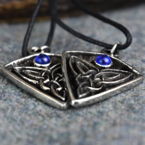 St Ninian's Knot - Blue Stone