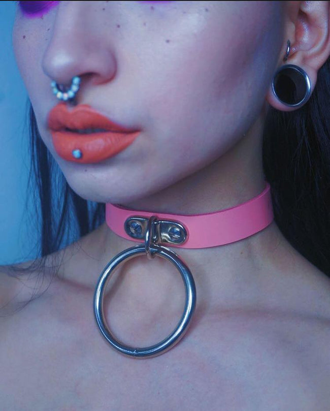 Pink Leather D and O Ring Choker