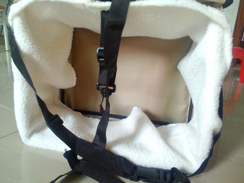 Gedoppelte, wasserdichte Haustier-Autotasche