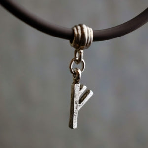 Fehu Rune Choker