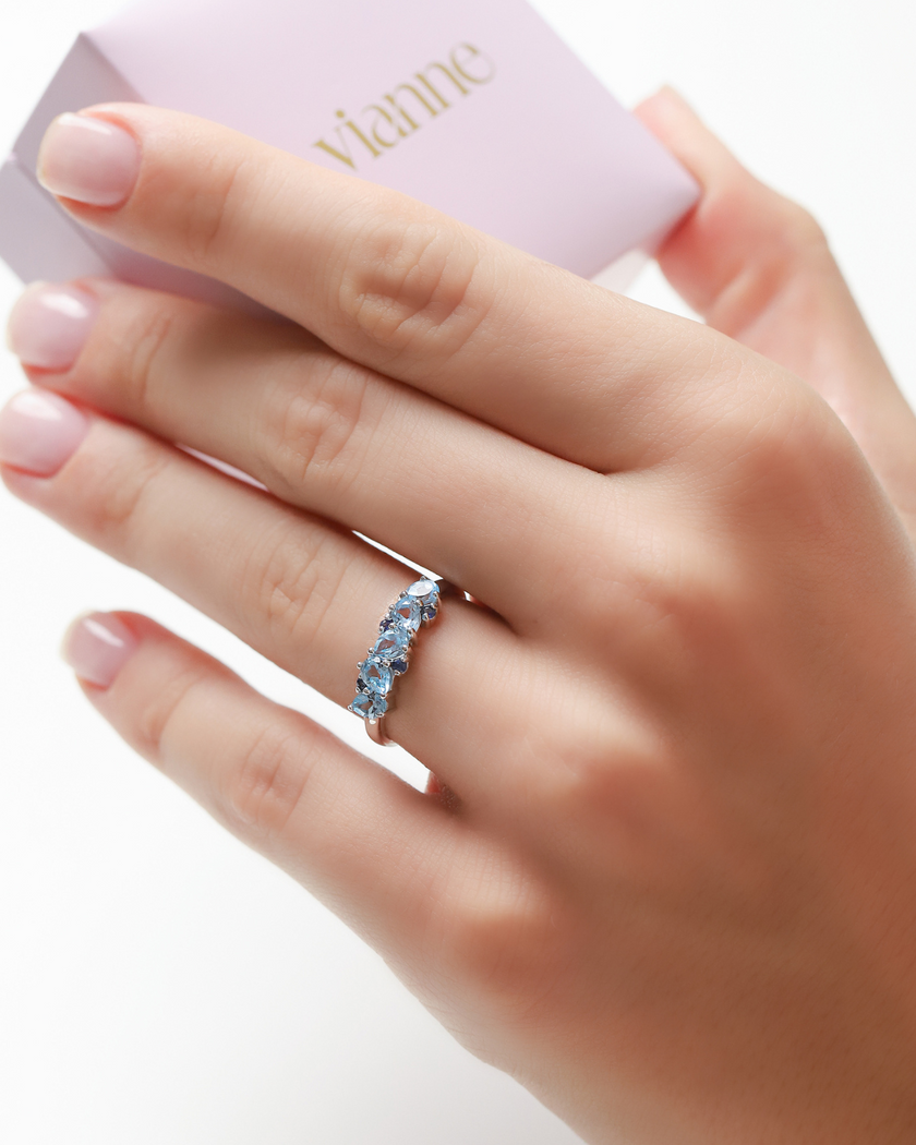 Blauer Saphir & Blauer Topas Tropfenschliff Halb-Eternity-Ring aus Sterlingsilber