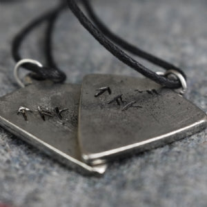 St Ninian's Knot - Blue Stone