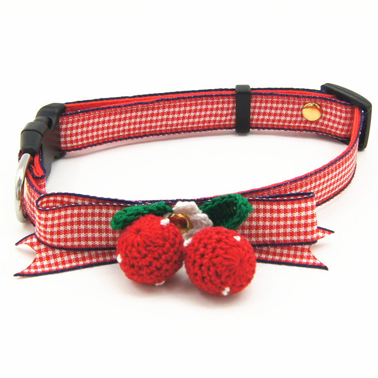 Knit strawberry pet traction set