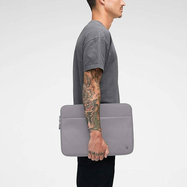 Incase A.R.C. Sleeve with ReSpun 100% Recycled Polyester