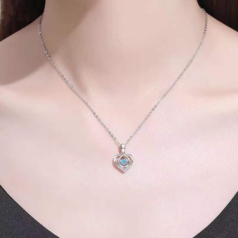 Collar de plata S925 con colgante de corazón que late, collar de lujo con diamantes de imitación para mujer, regalo de joyería para el Día de San Valentín
