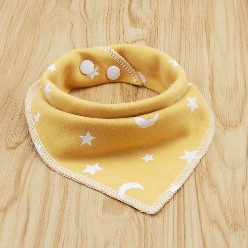 Cat and dog triangle scarf