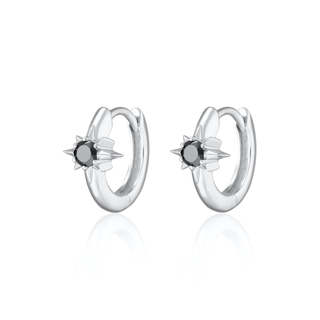 Pendientes Huggie Grandes con Estrella Negra