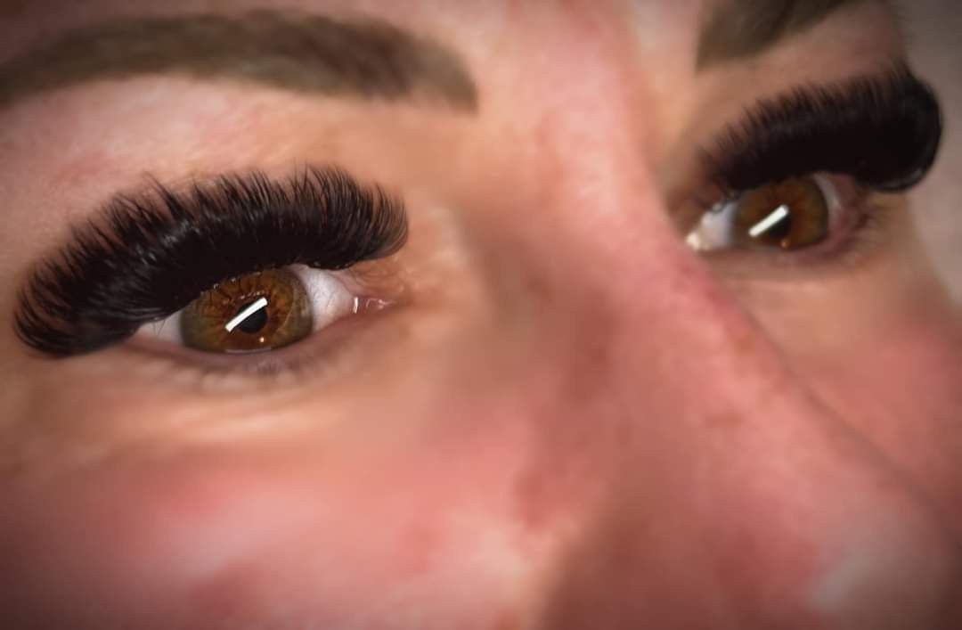 Volume Lashes Single Length 16 Row Tray