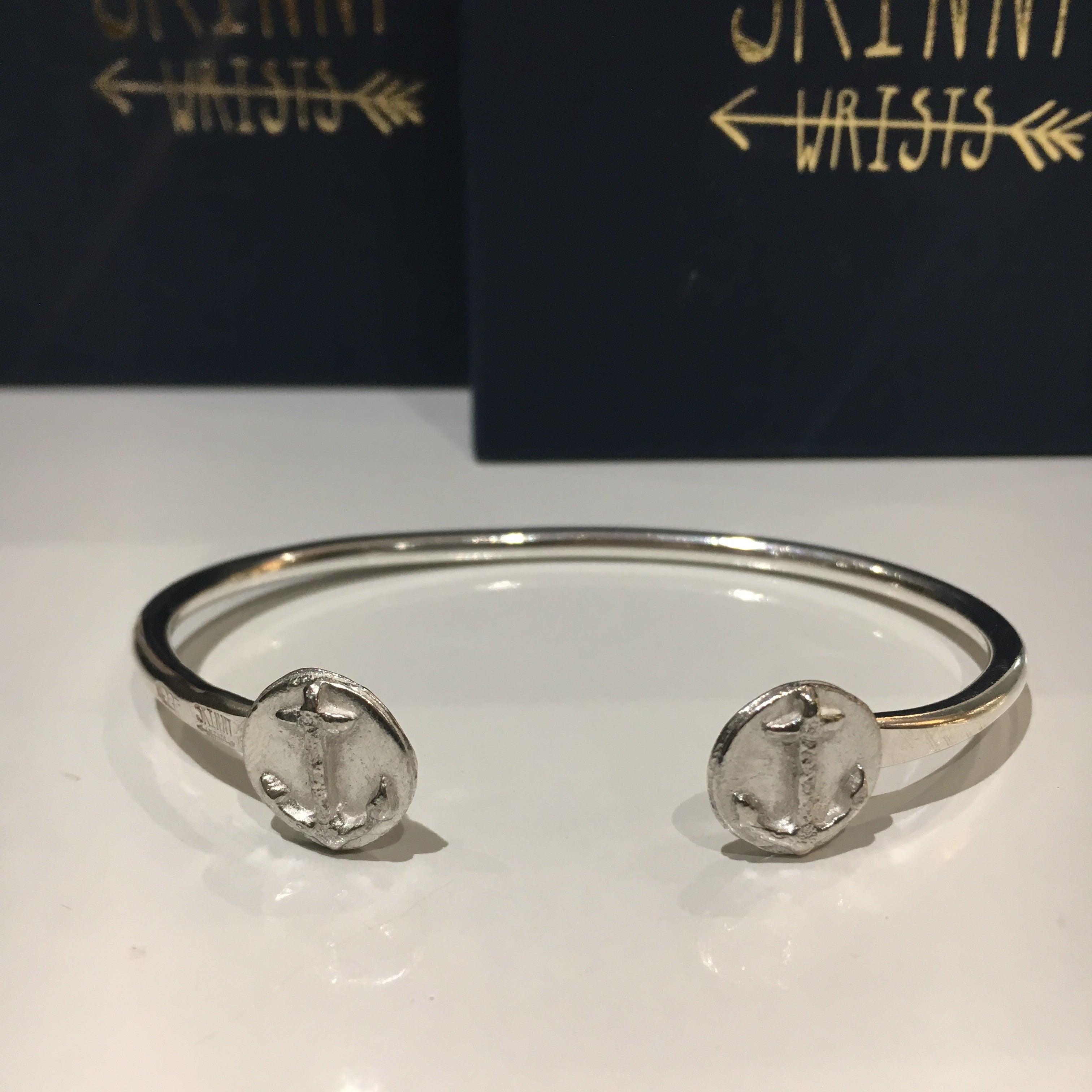 Anchor Cuff