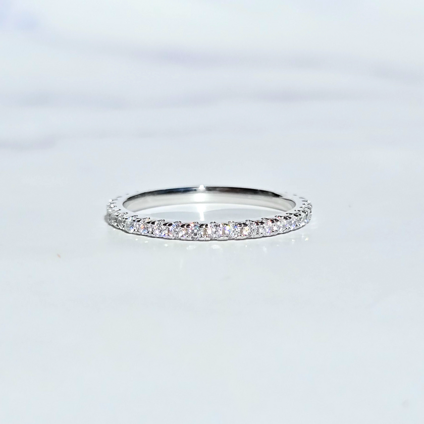 Klassischer Full Eternity Ring (1,8 mm) aus Sterlingsilber
