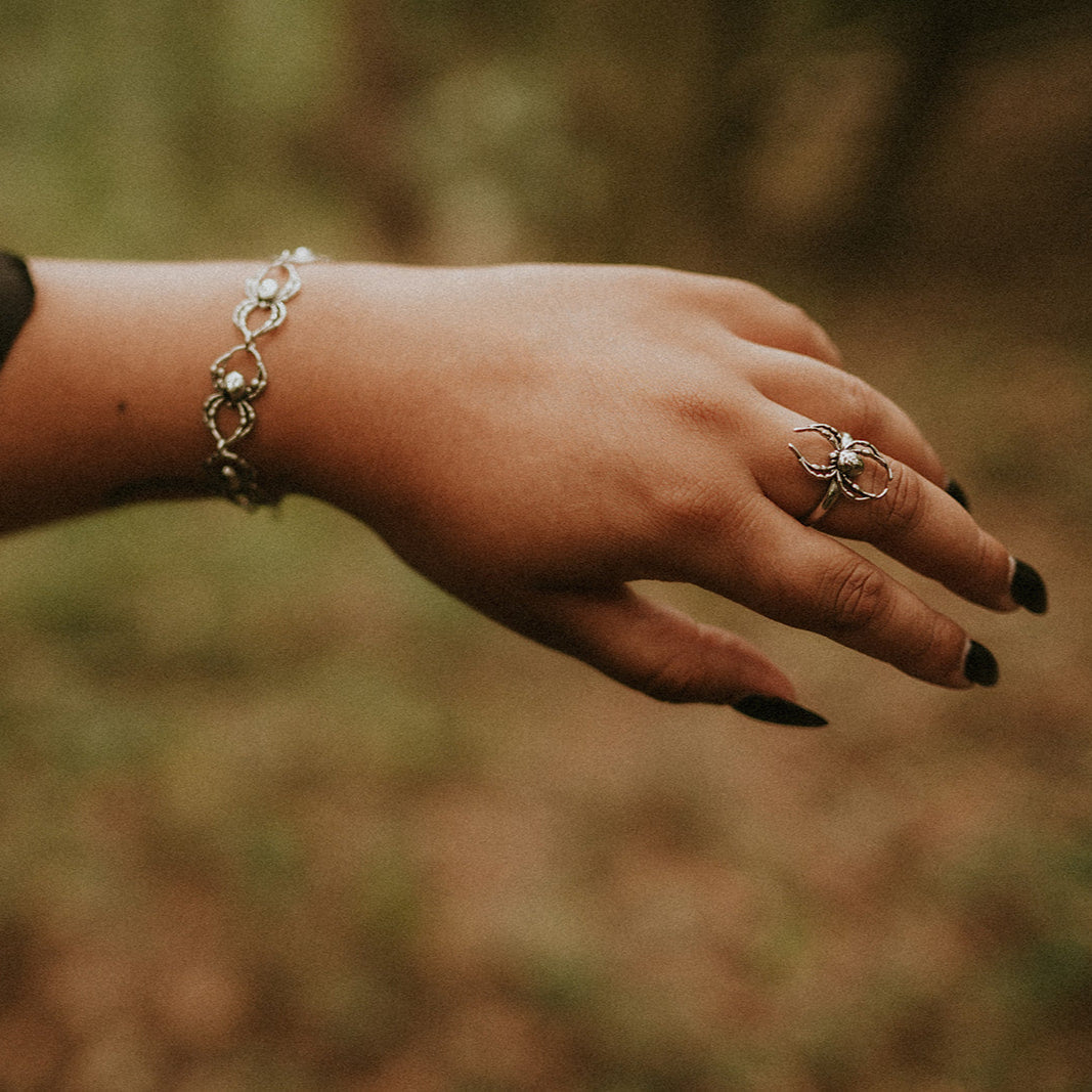 Orb Weaver Spider Ring