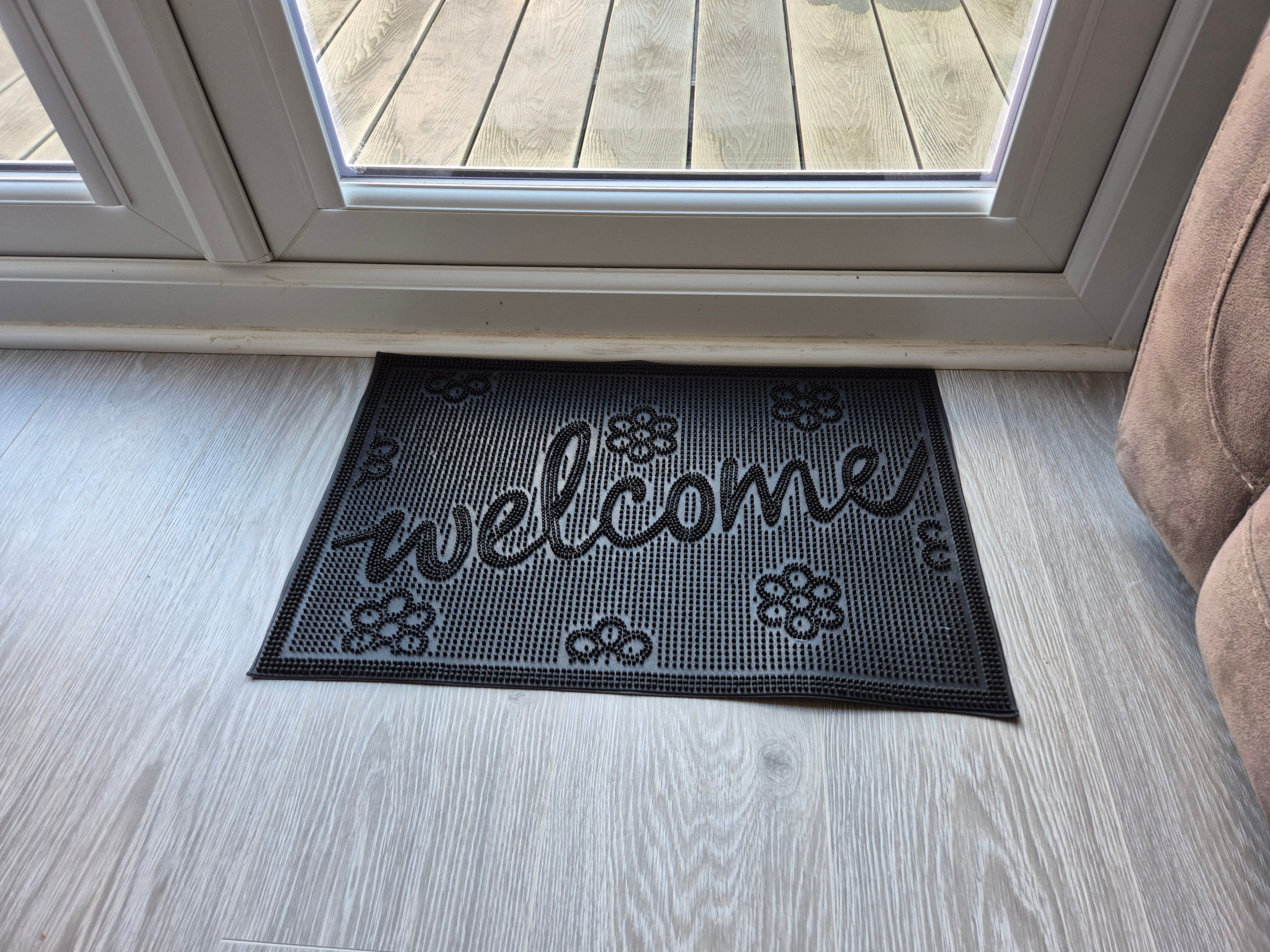 Rubber Doormat 60cm x 40cm - 'Welcome' (Small Flowers)