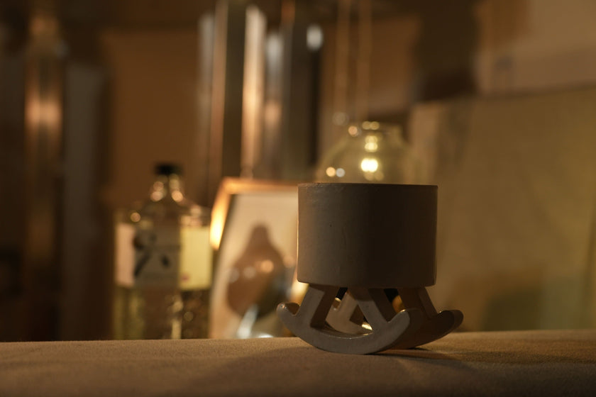Chair whisky cup white( Rocky Chair)