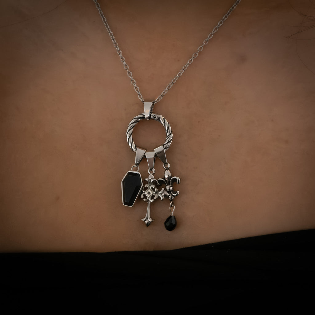 Charm Coven Neophyte Twist Necklace