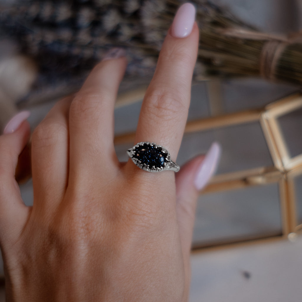 Blue Sandstone Flame Ring - size O