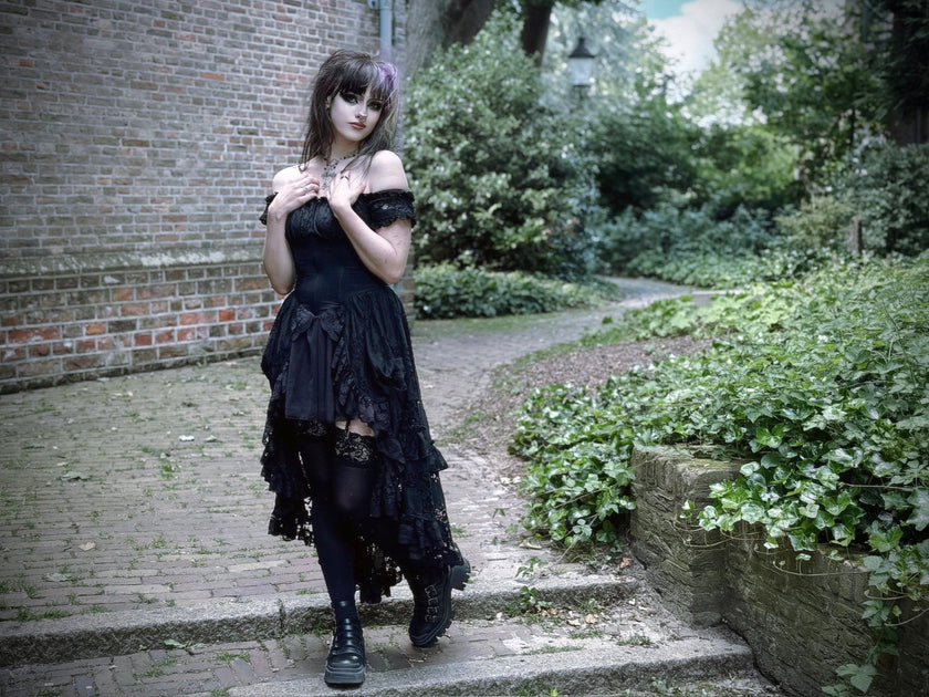 Dark in Love Lilinoe Goth Dress - Off Shoulder Lace-Up Back