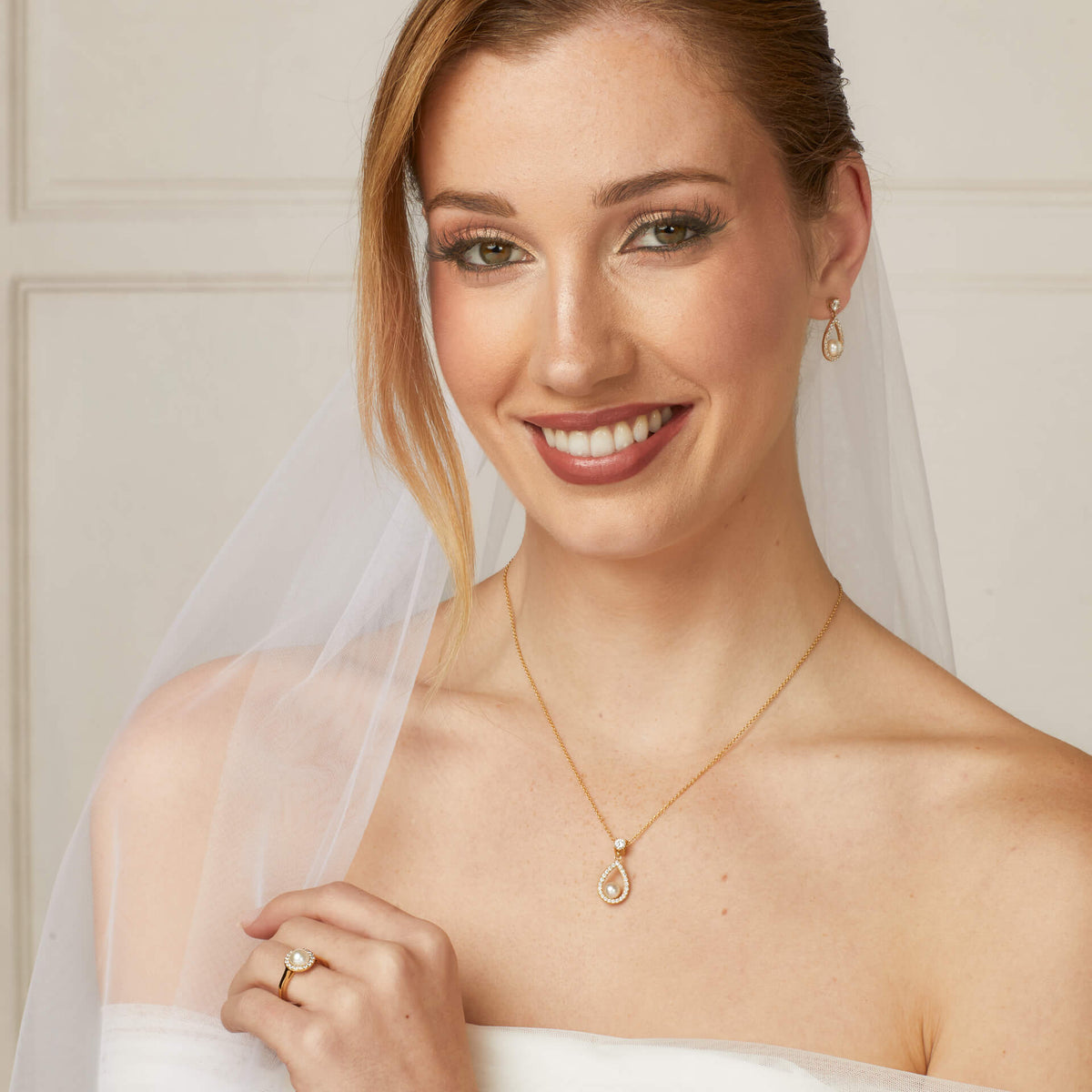 Diamonfire Open Halo Teardrop Pendant with Shell Pearl