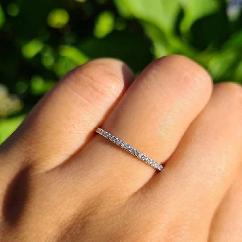 Schmaler Full Eternity Ring (1,2 mm) aus Sterlingsilber