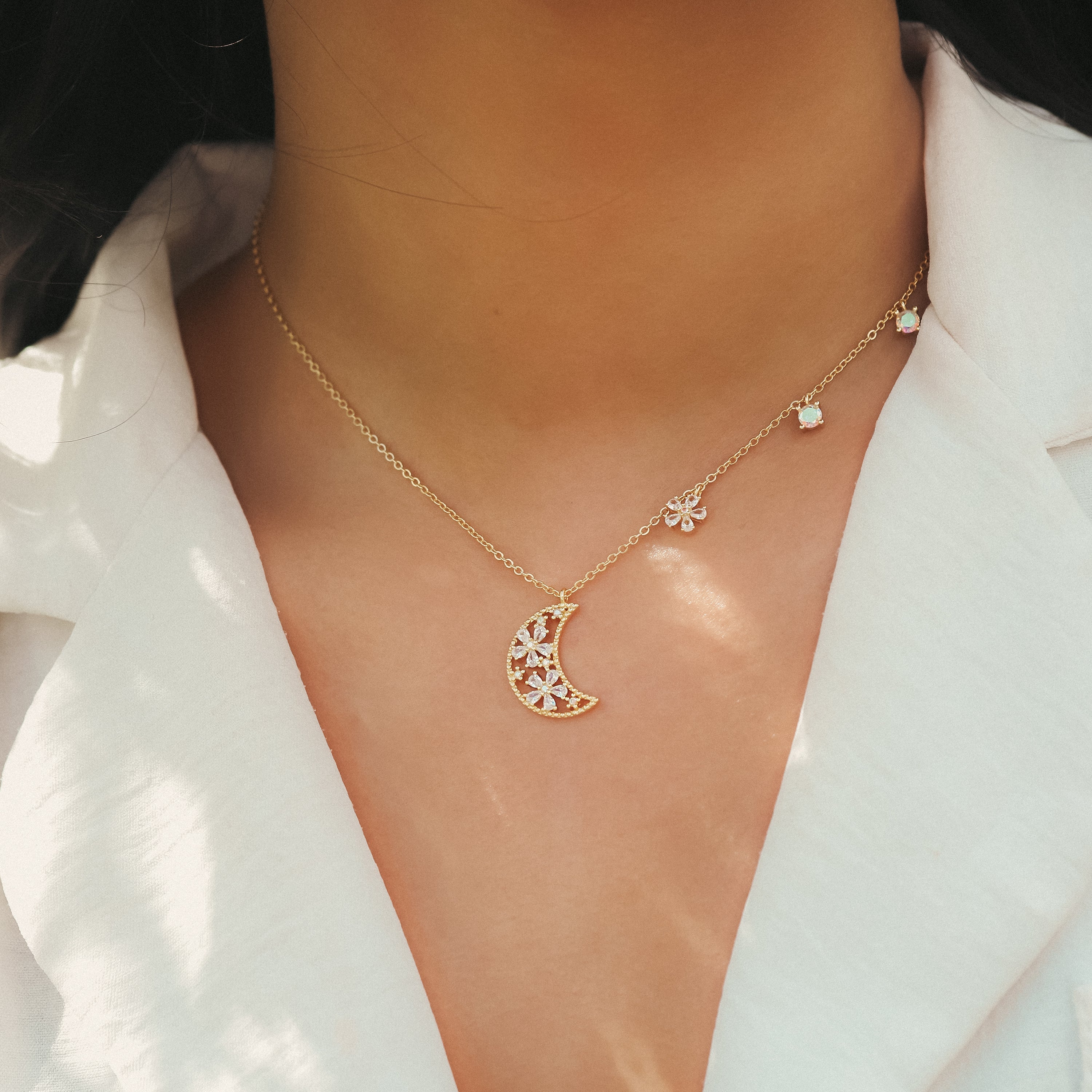 Collar Colgante Flora Flower Moon | Bañado en Oro de 18k