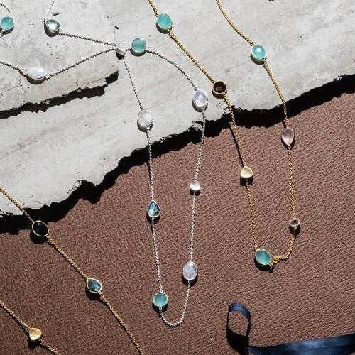 Collar multi-piedra Penélope: Ónix Pariba, Cuarzo Rosa y Cuarzo Ahumado