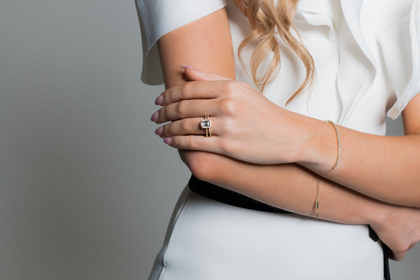 ICONIC BRIDAL VIOLET RING GOLD