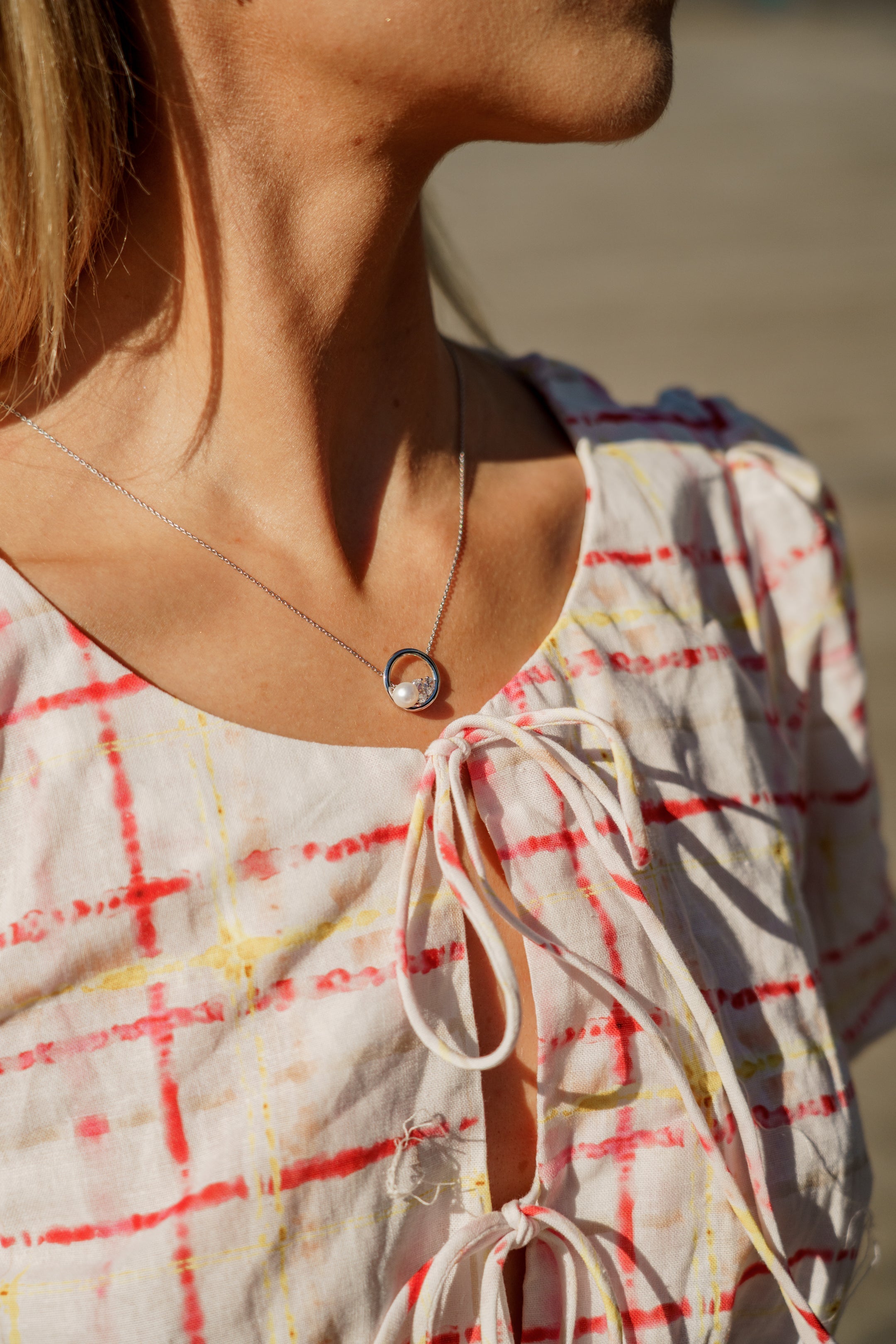 CHIC NOEL FRESHWATER PEARL LARIAT SILVER