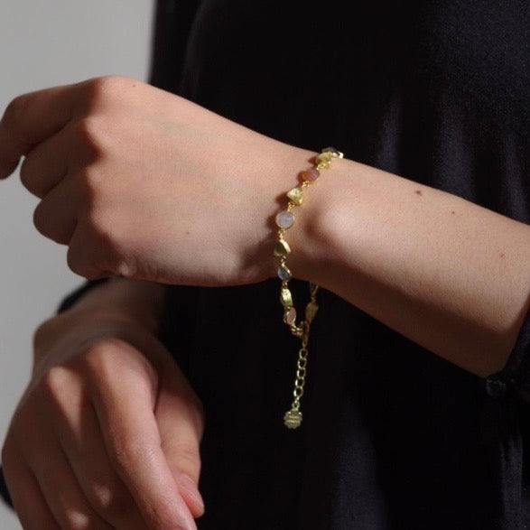 Gold Sara Mixed Gemstone Bracelet: Peach Moonstone, Labradorite & Moonstone