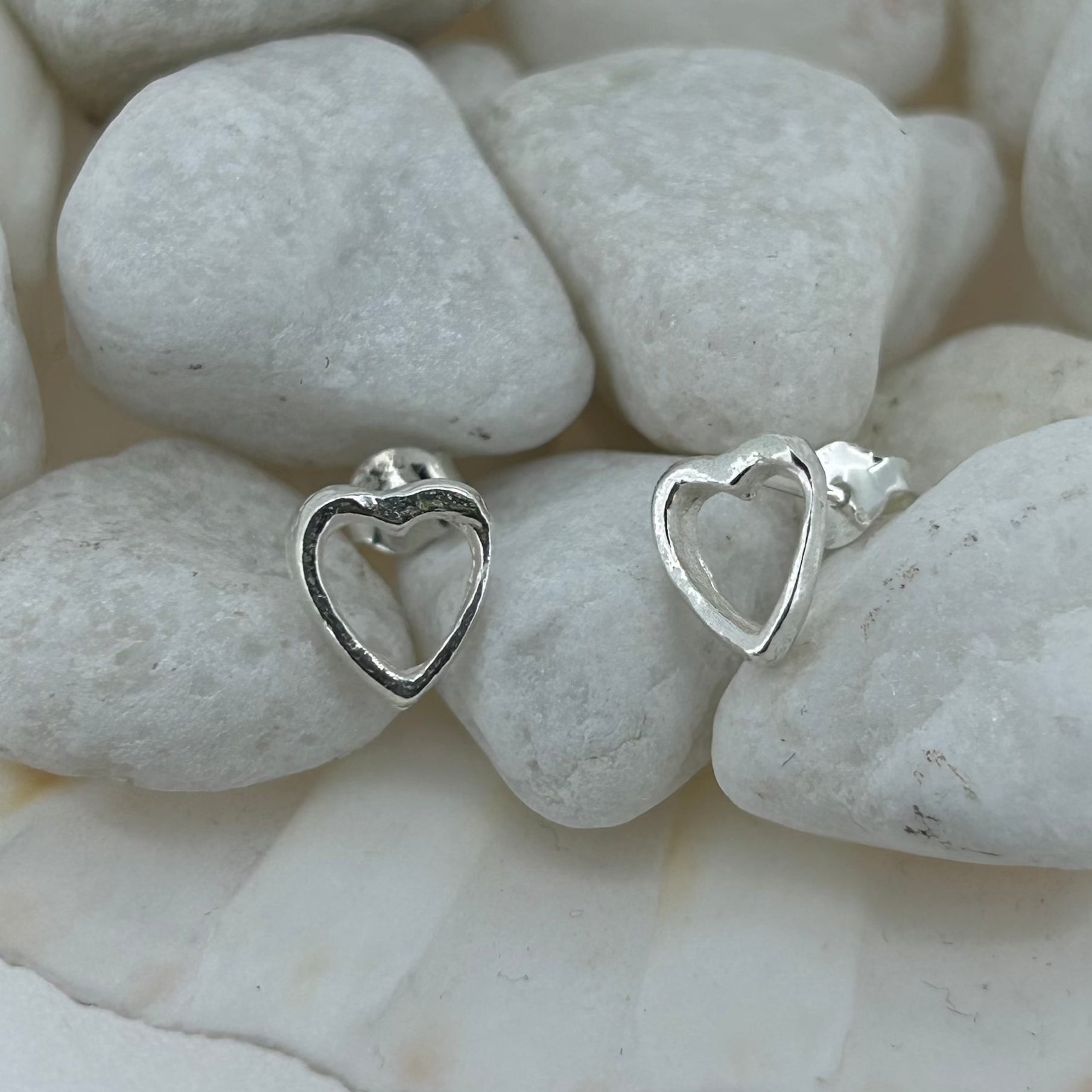 Open Heart Studs