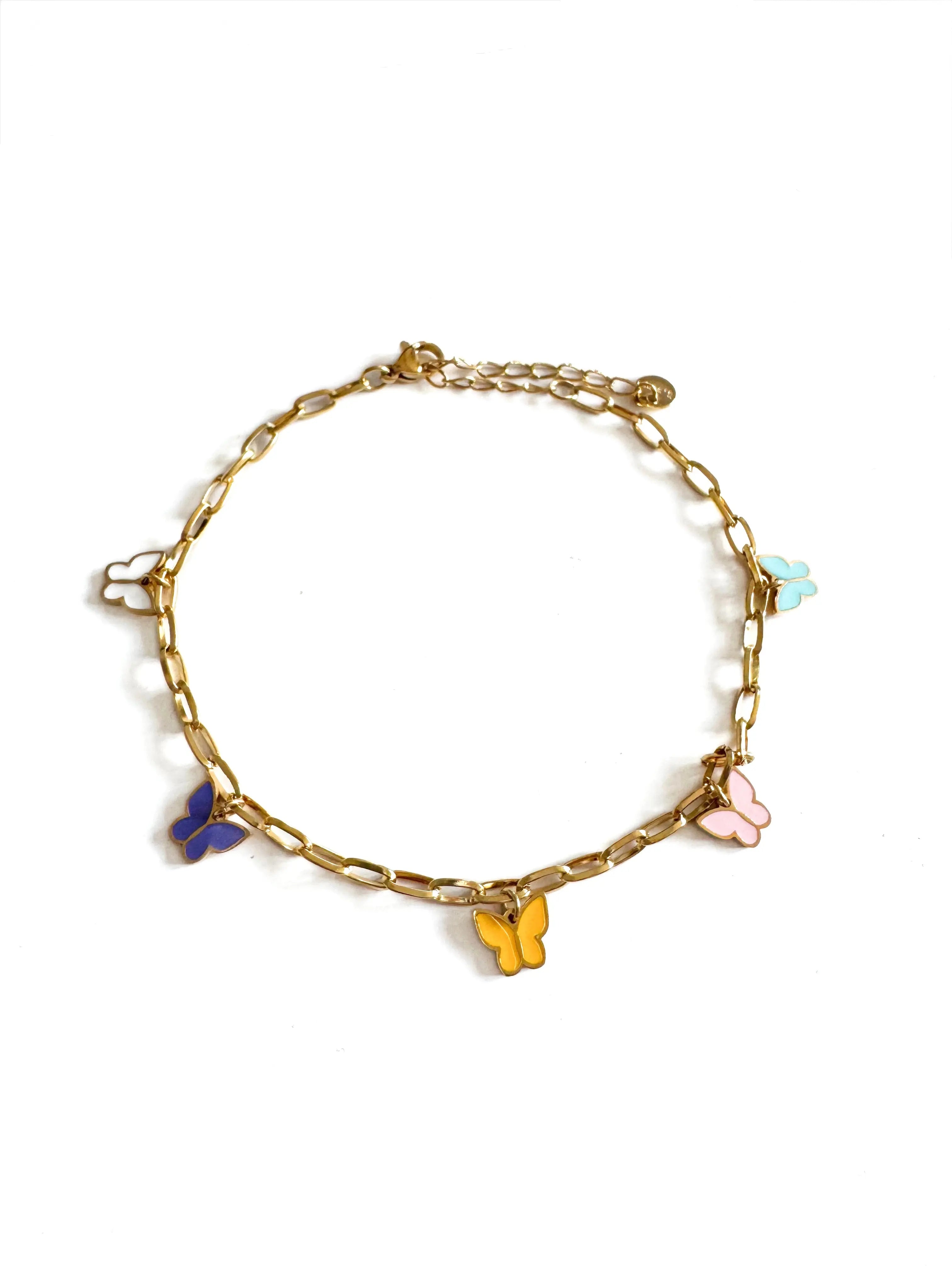 Tobillera con dije de mariposa Yareli Luxe, chapada en oro de 18 quilates