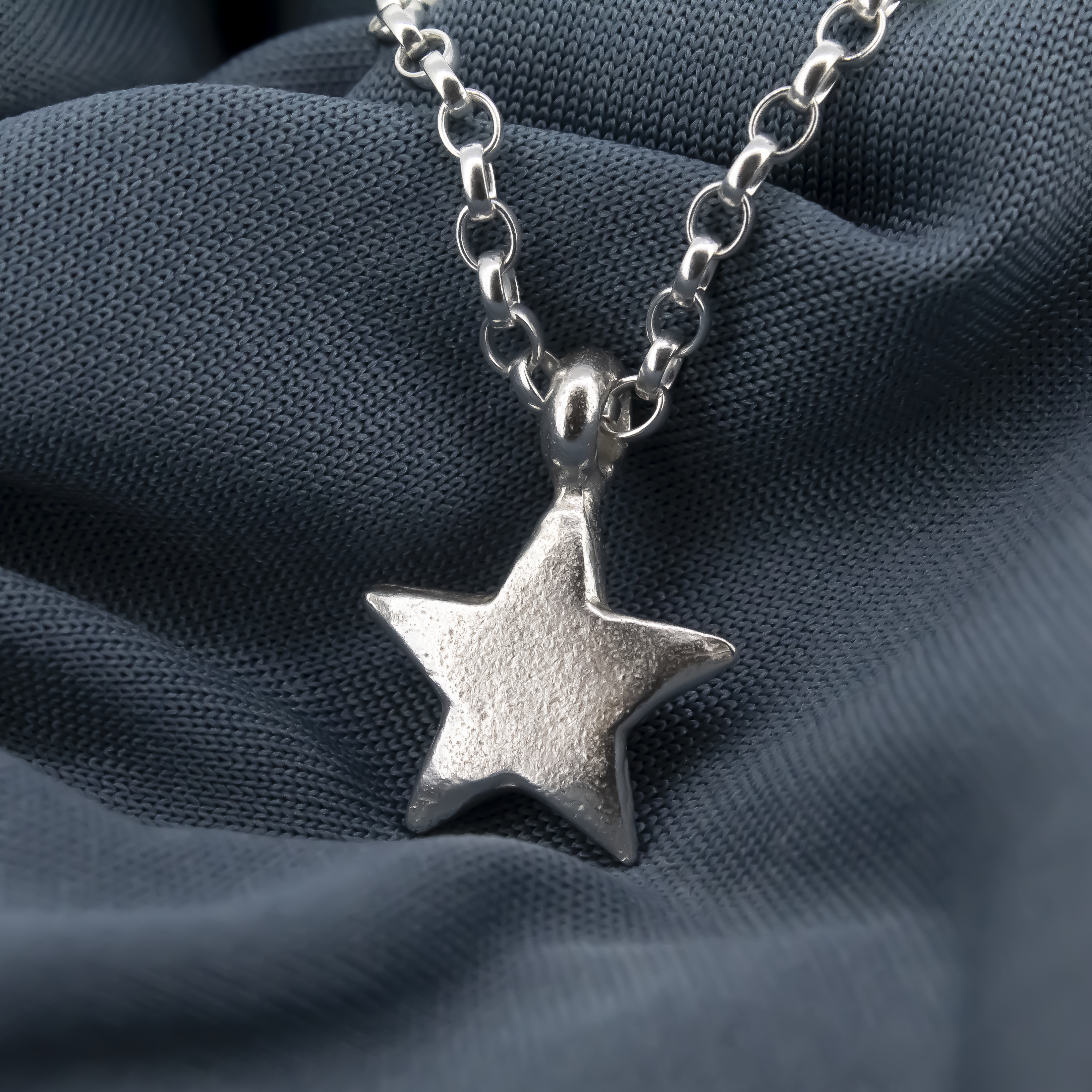 Star Charm Chain Bracelet