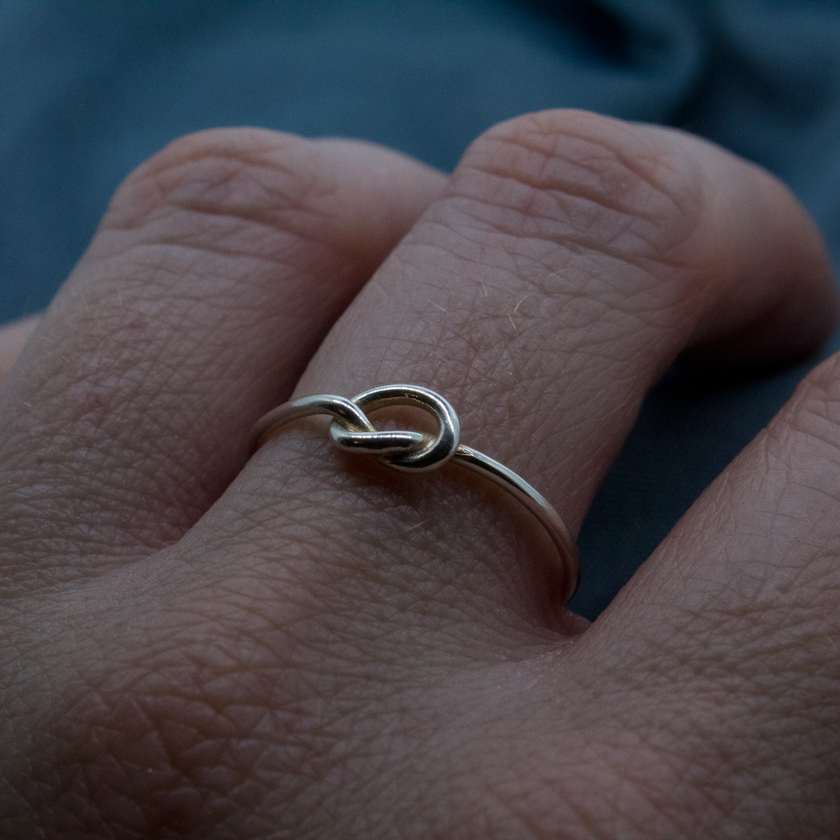 Knot Ring