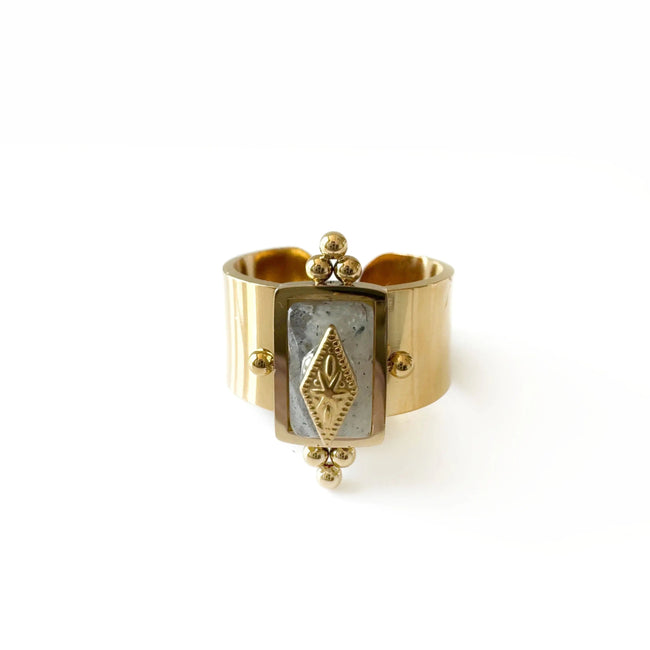 Anillo Luna Luxe Chapado en Oro de 18k con Banda Ancha y Cristal Gris Irregular