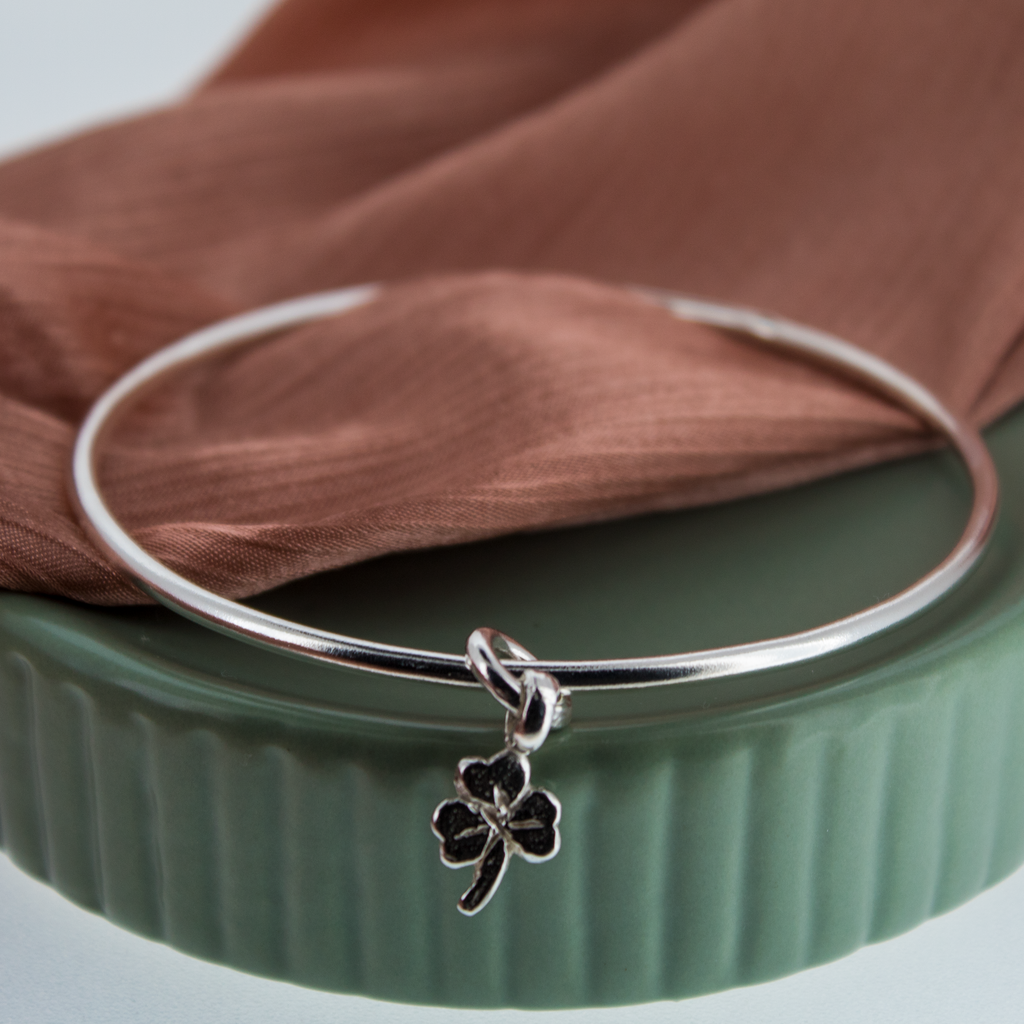 Lucky Clover Charm Bangle