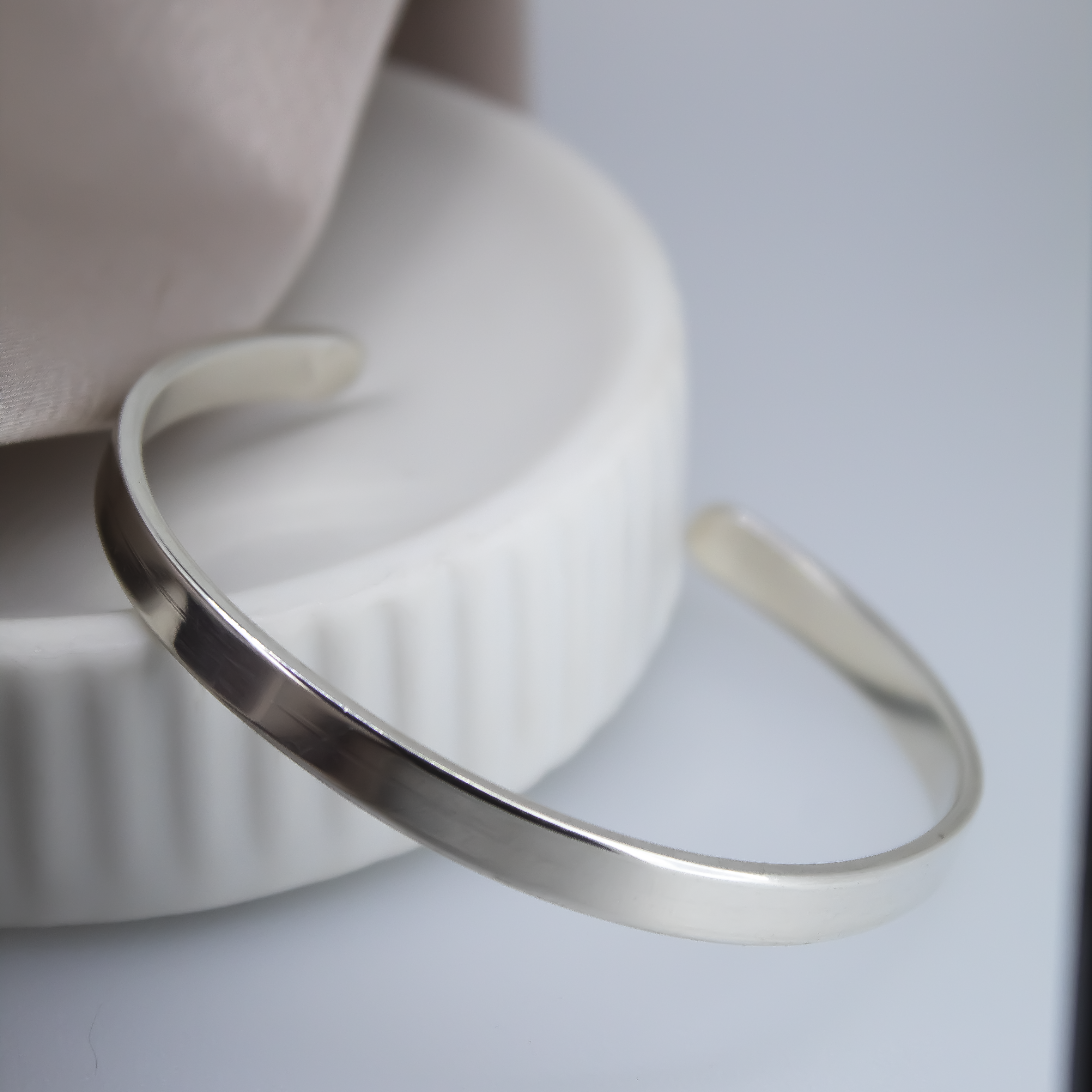 The Plain Cuff