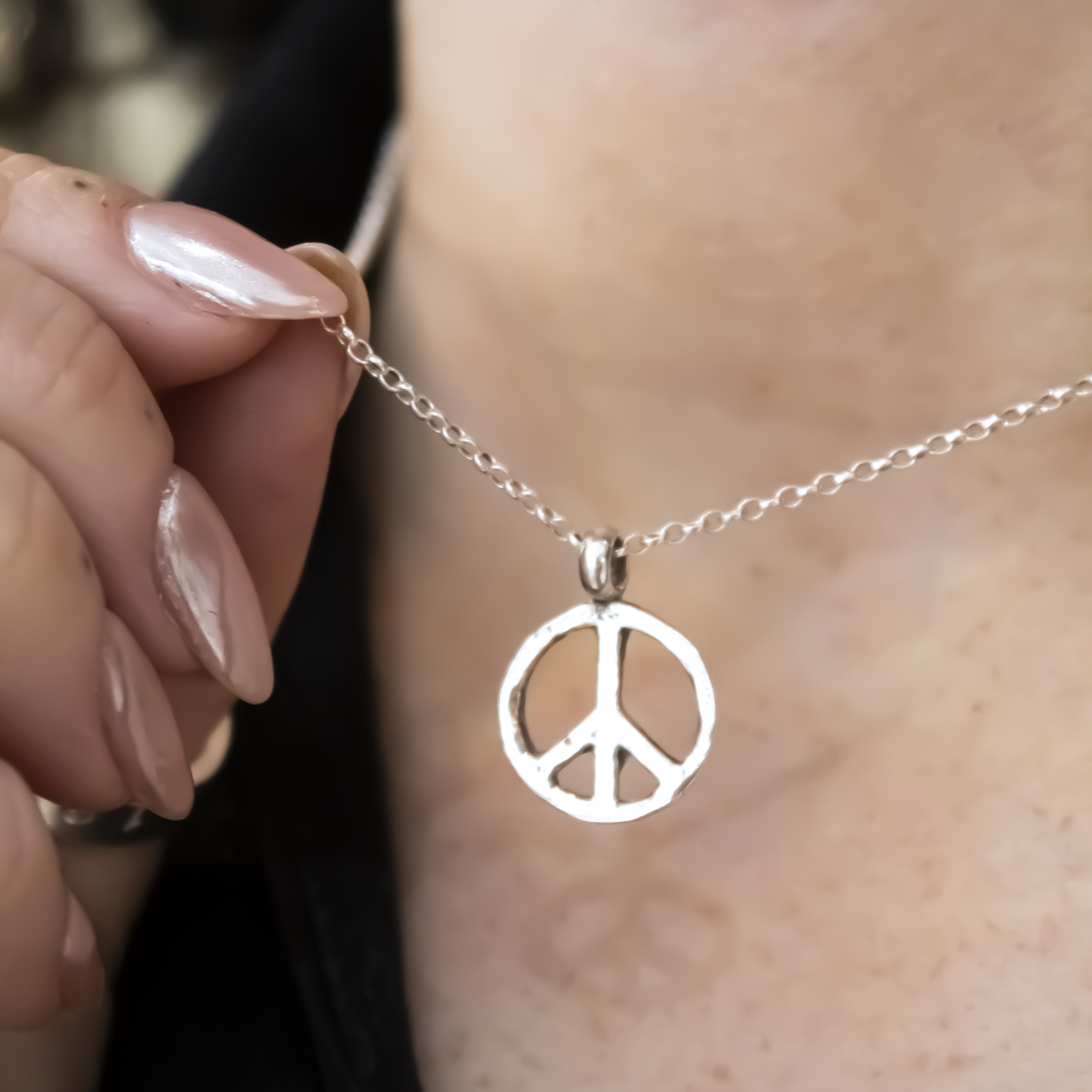 Maxi Peace Necklace