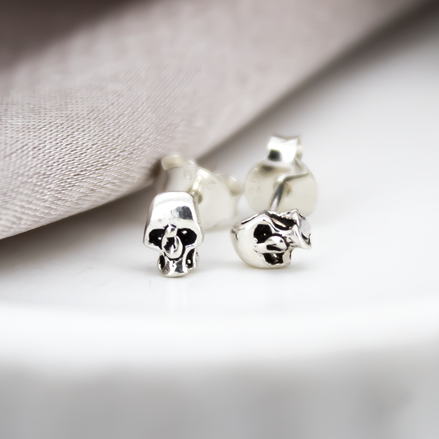 Mini Skull Studs