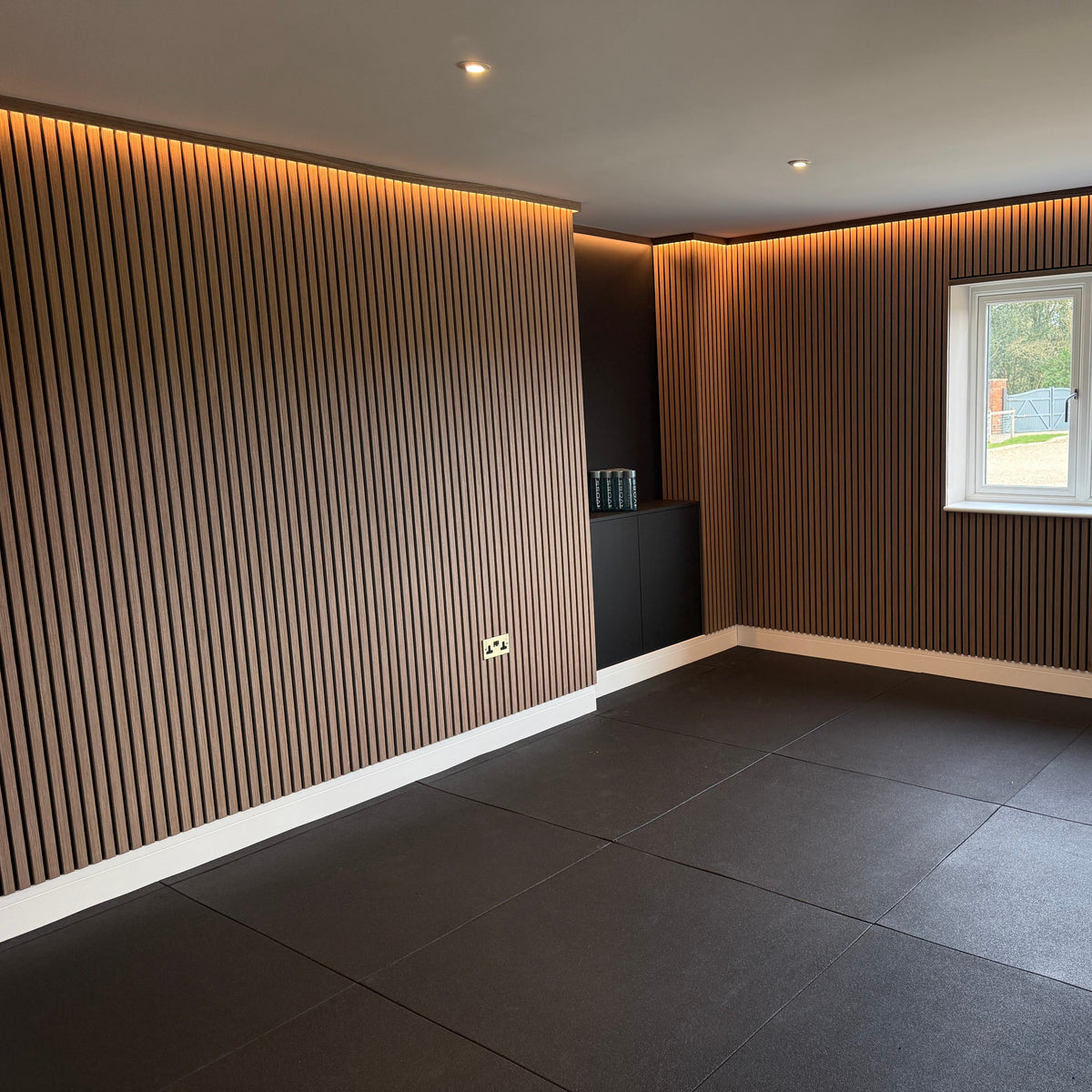20mm PRO Rubber Gym Flooring Tiles – Smooth Top Surface - UK's Top Rated