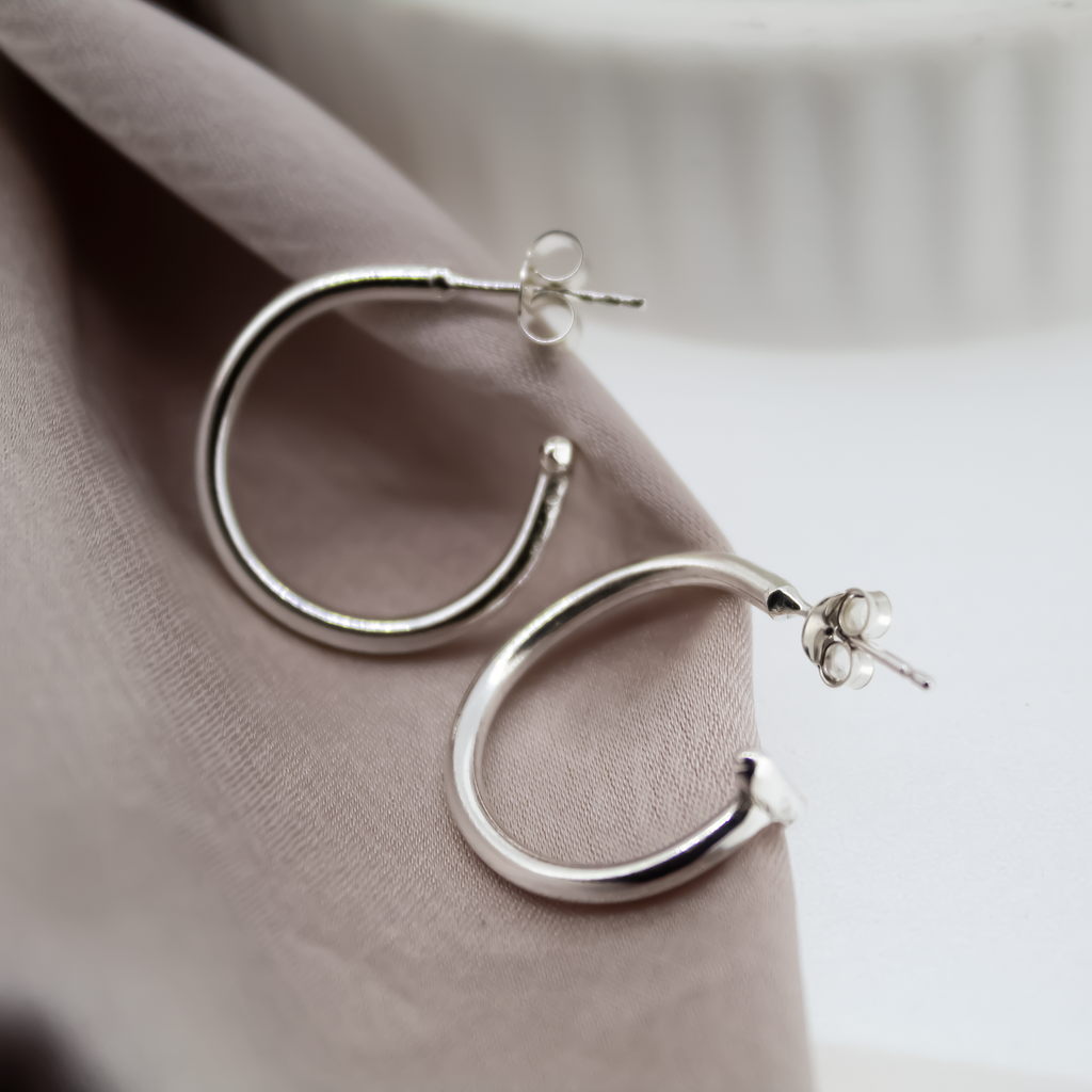 T-Bar Hoops