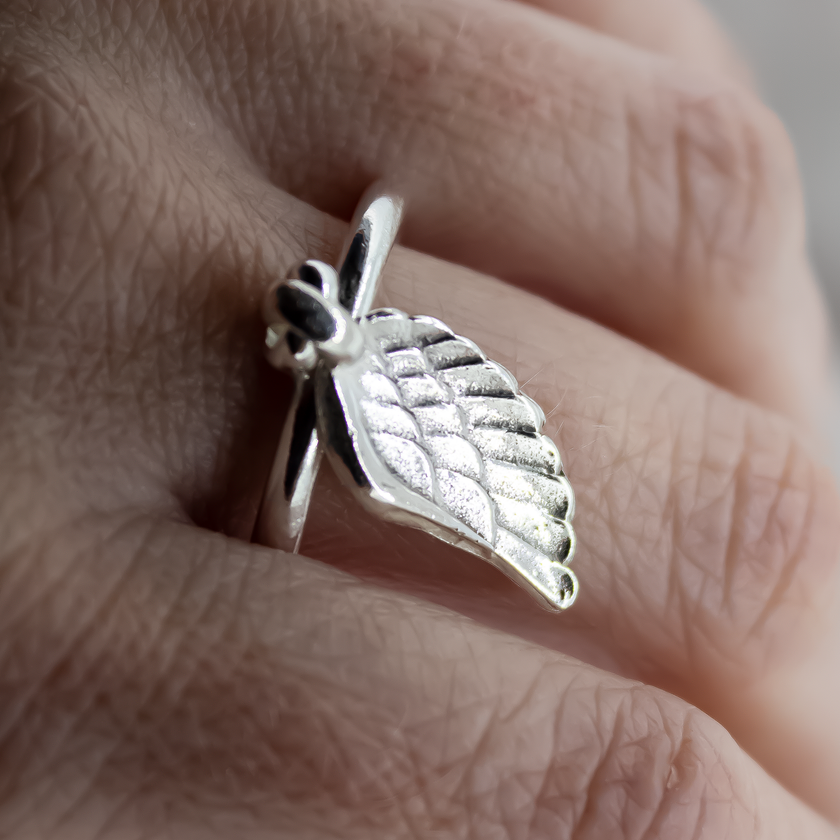 Angel Wing Dangle Ring