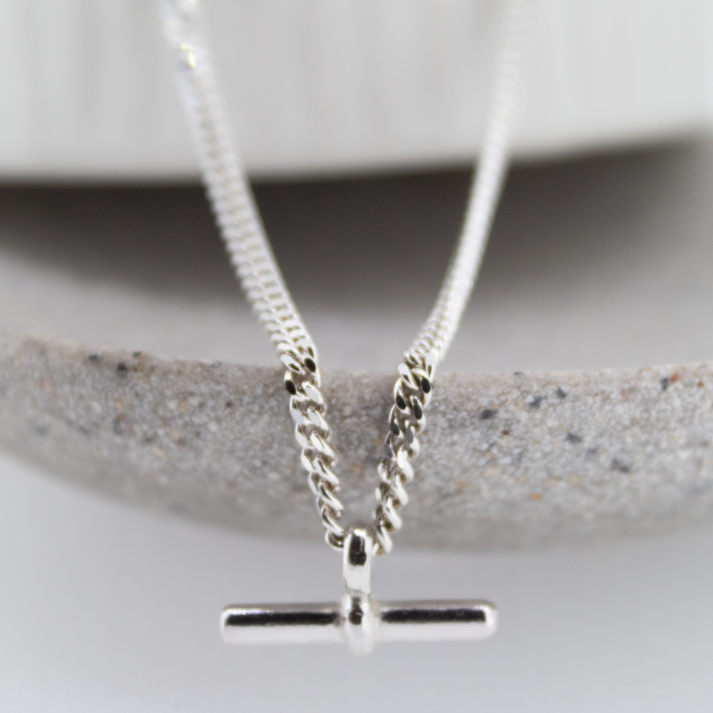 The T-Bar Curb Necklace
